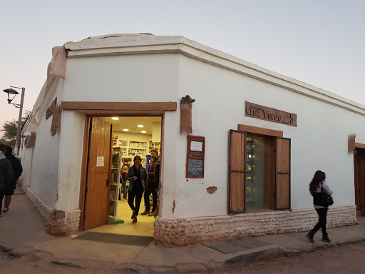 Farmacia en San Pedro de Atacama Cruz Verde Pharmacy